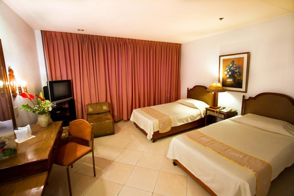 The Vip Hotel Cagayan de Oro Exterior foto